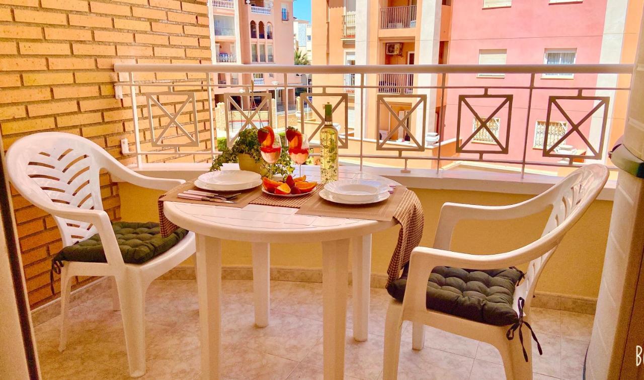 Beautiful Apartment Near Playa De Los Locos Torrevieja Luaran gambar