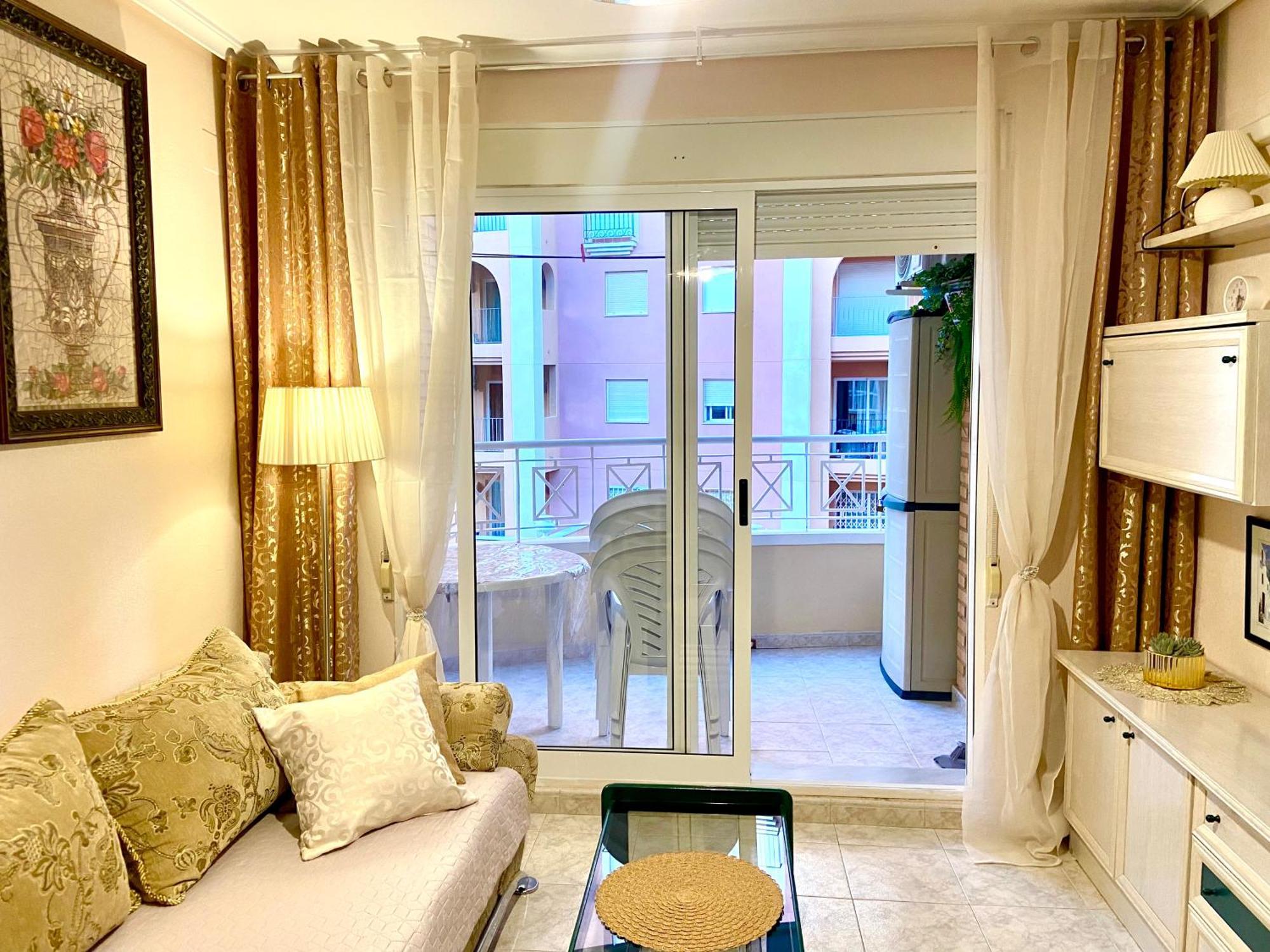 Beautiful Apartment Near Playa De Los Locos Torrevieja Luaran gambar